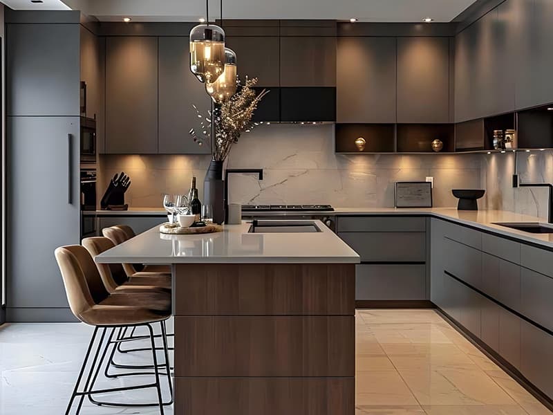 أفكار تصميم خزائن مطبخ عصرية بألوان داكنة: أحدث صيحات التصميم الأنيق والعملي لعام 2026